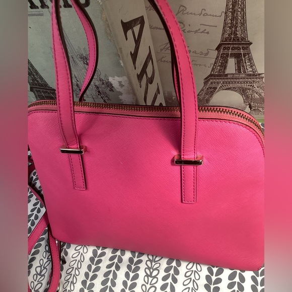 LIKE NEW KATE SPADE HOT PINK CROSSBODY BAG. - Picture 5 of 14